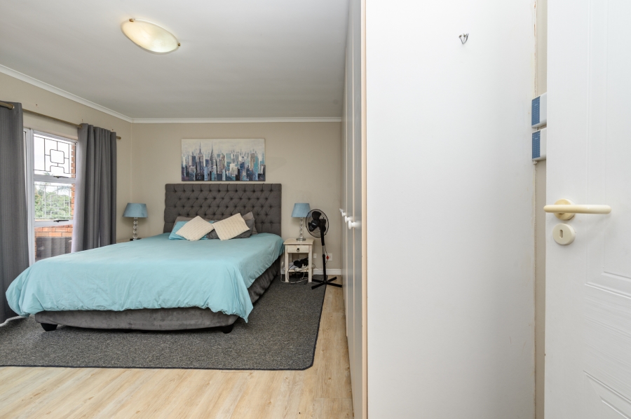 3 Bedroom Property for Sale in Summerstrand Eastern Cape